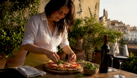 Wine With Pizza: What to Drink With Every Pie - Vinum Italia
