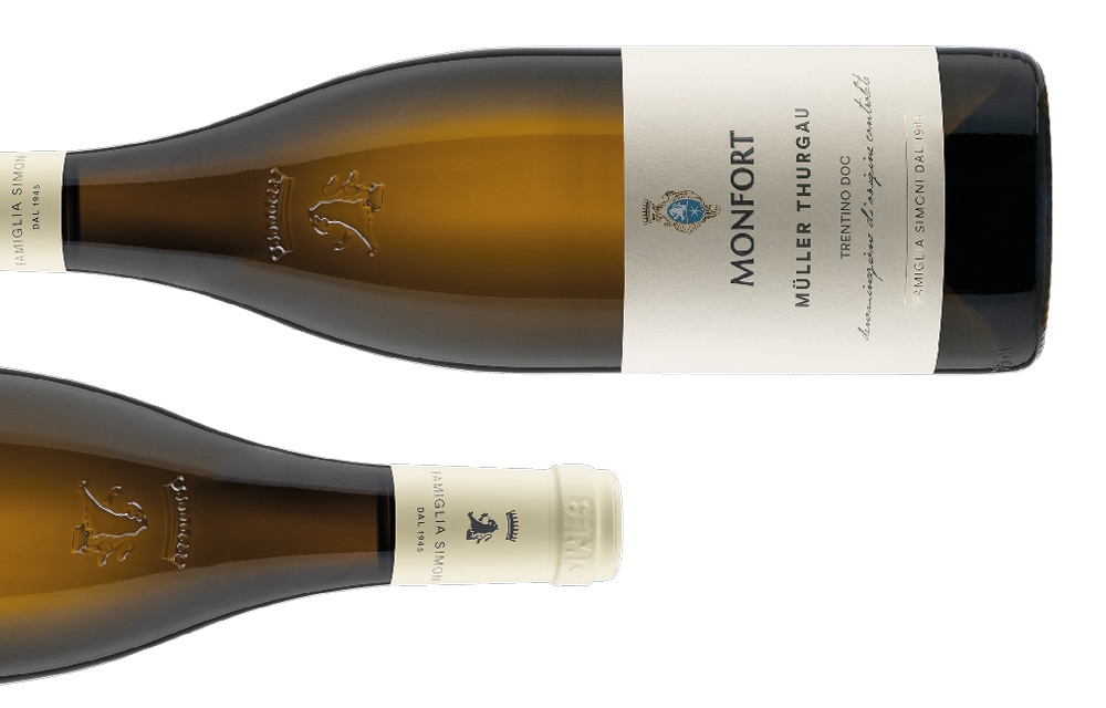 Bottle of Monfort Müller Thurgau Trentino DOC
